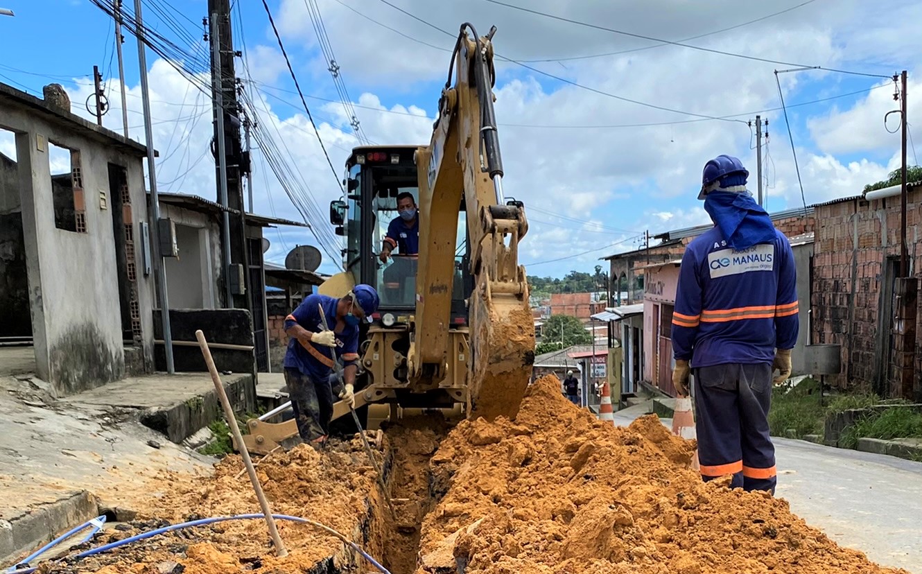 Obras para implantação de rede de abastecimento no João Paulo IV vão garantir água tratada para mais de 1.700 famílias da zona Leste de Manaus