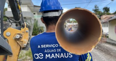 Trata Bem Manaus: Obras de implantação de rede de esgoto chegam à Rua Tapajós, no Centro de Manaus, neste fim de semana