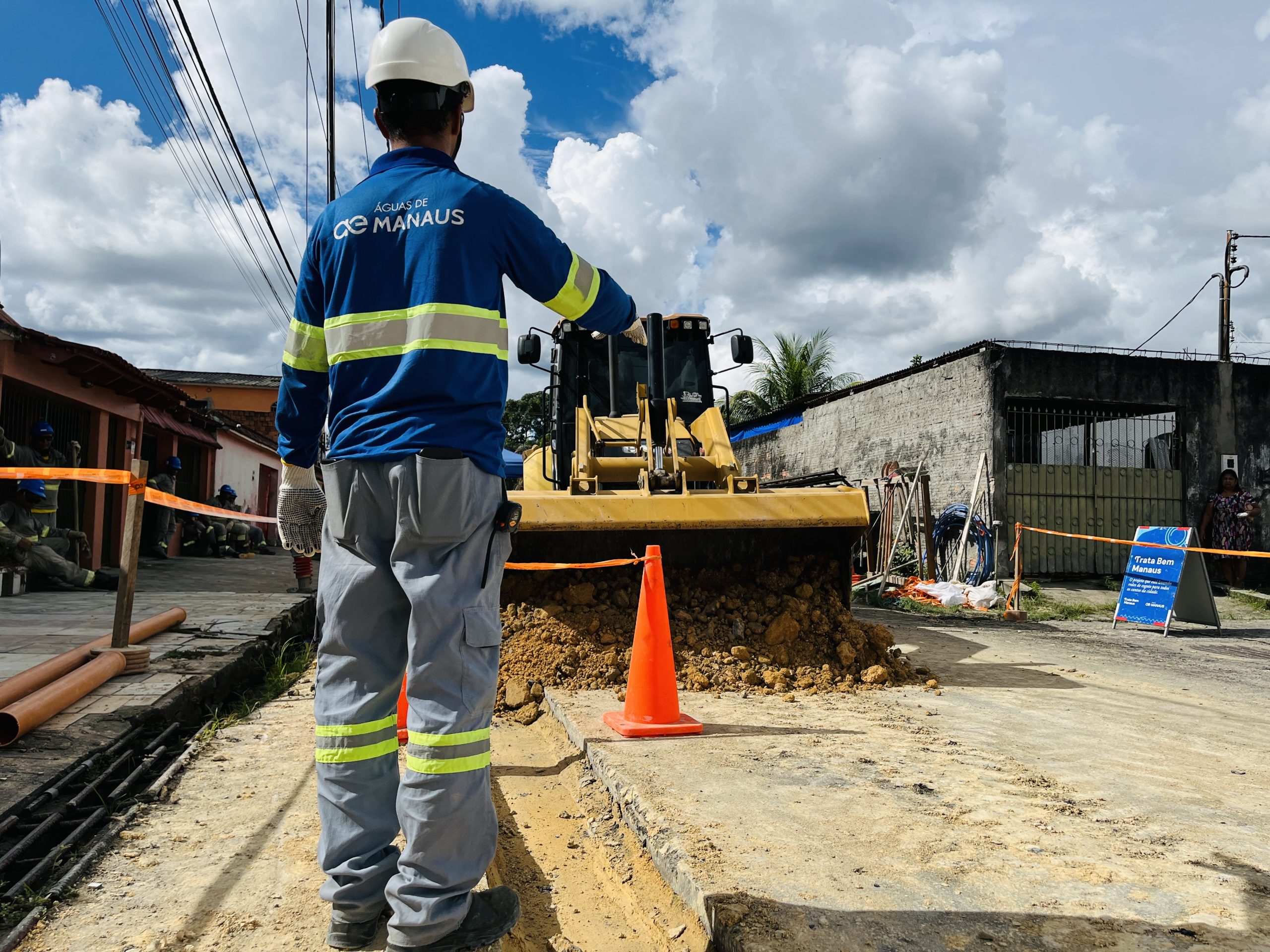 Novos bairros da zona Norte começam a receber obras de esgoto; confira o cronograma semanal do Trata Bem Manaus