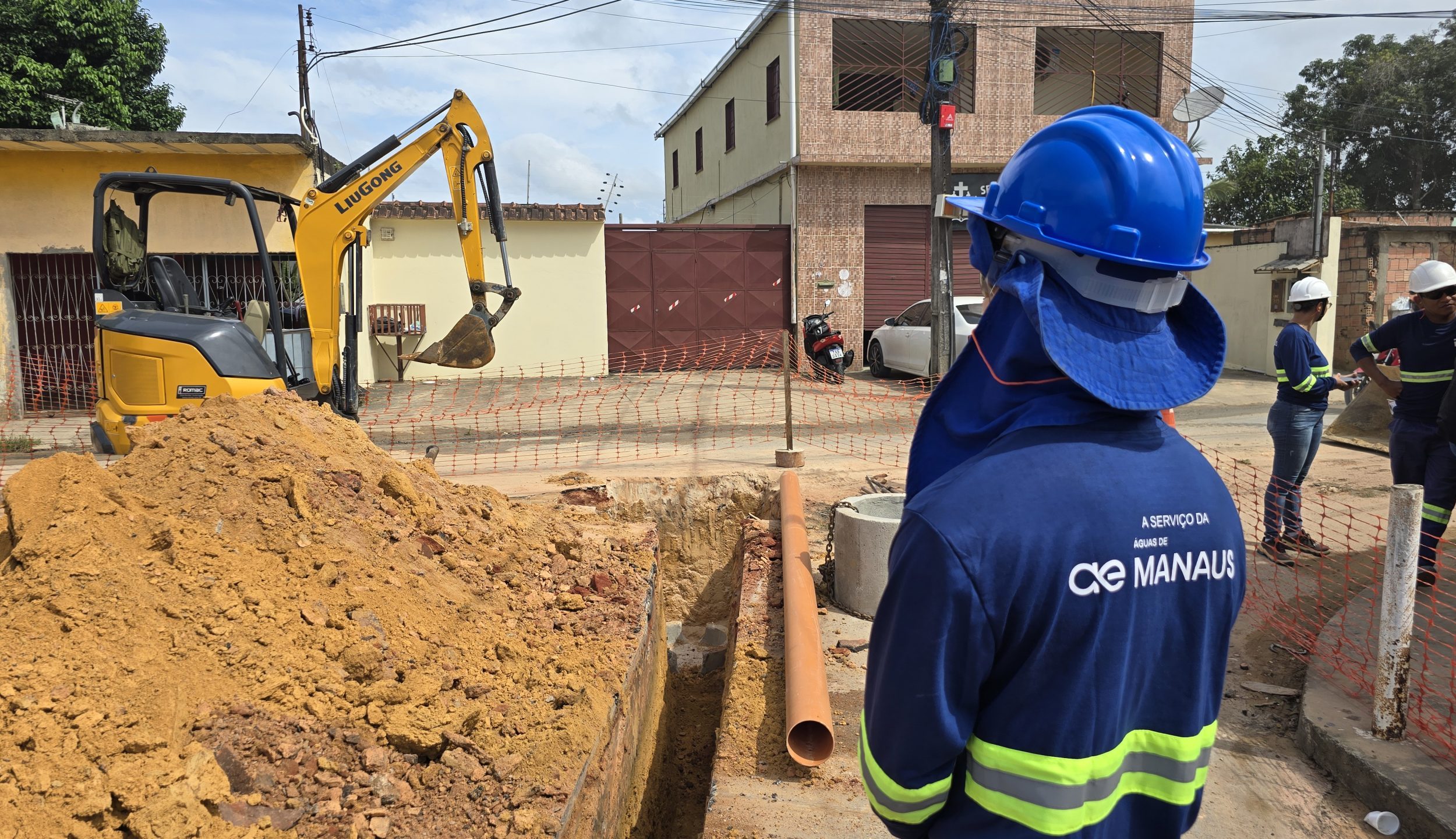 Águas de Manaus realiza obras de esgotamento em sete áreas da capital