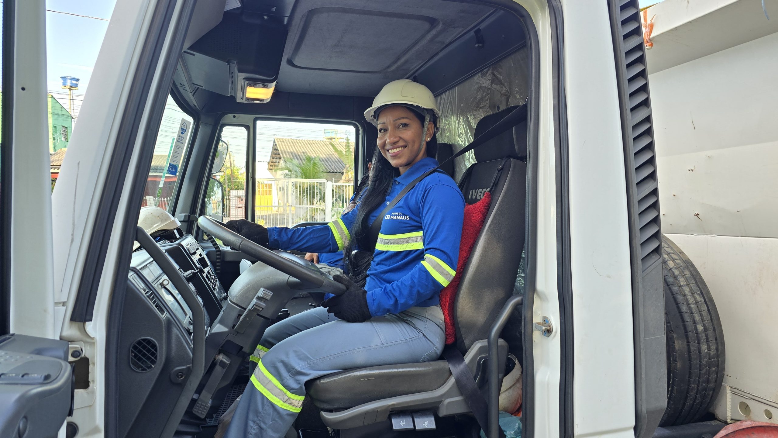 “As pessoas reconhecem nosso trabalho”: mulheres participam de mudança no saneamento básico de Manaus
