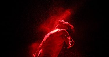 “Tom na Fazenda” ganha nova sessão gratuita nesta quinta (13) no Teatro ICBEU